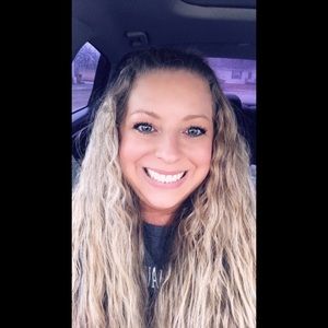 Meet your Posher, Keri